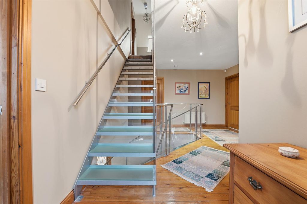 Additional image 30 of 6 bed detached house for saleRye Flatt Lane, Chesterfield S40