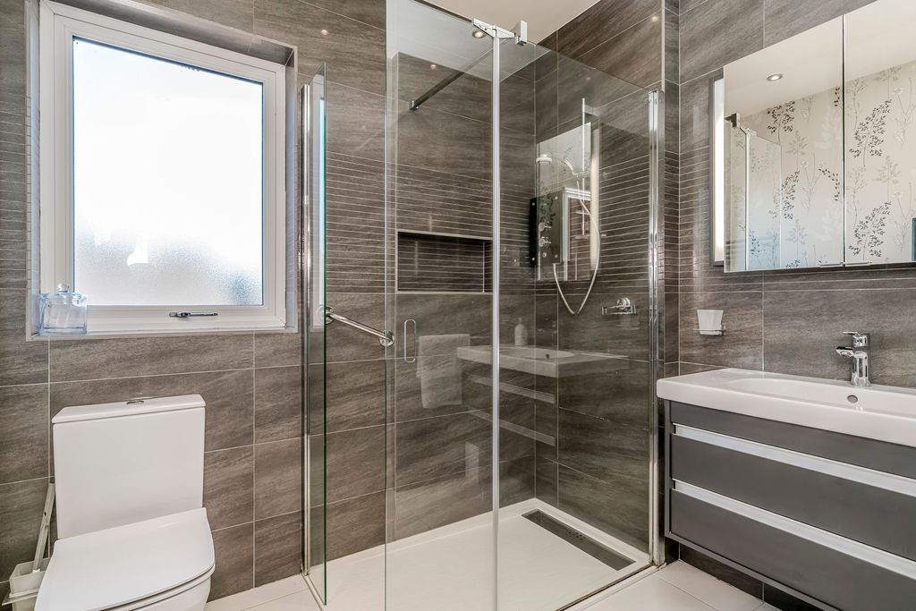 Additional image 21 of 4 bed detached house for salePark Road, Chorley PR7