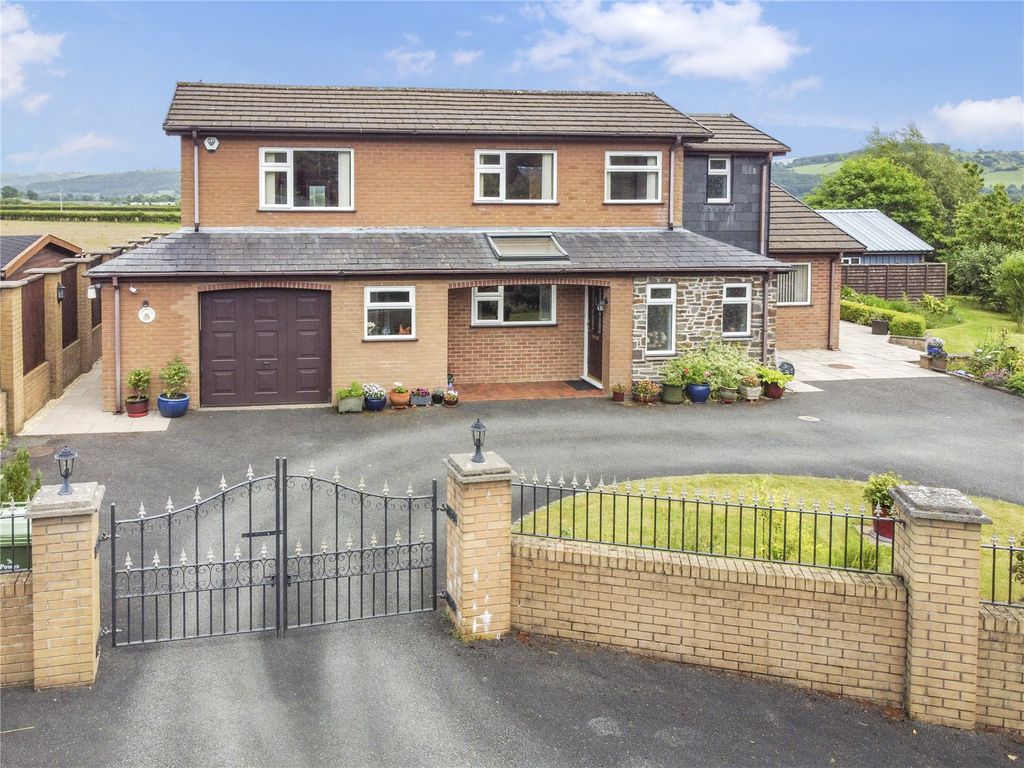 4 bed detached house for saleTrefeglwys, Caersws, Powys SY17