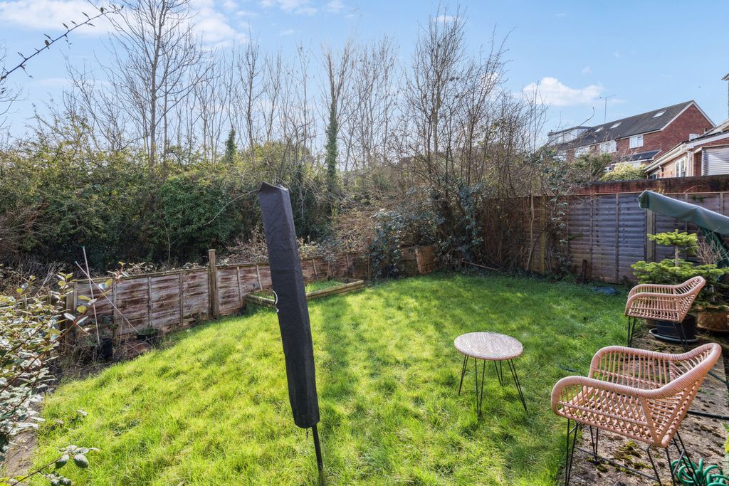 Additional image 19 of 2 bed maisonette for saleDarvell Drive, Chesham HP5