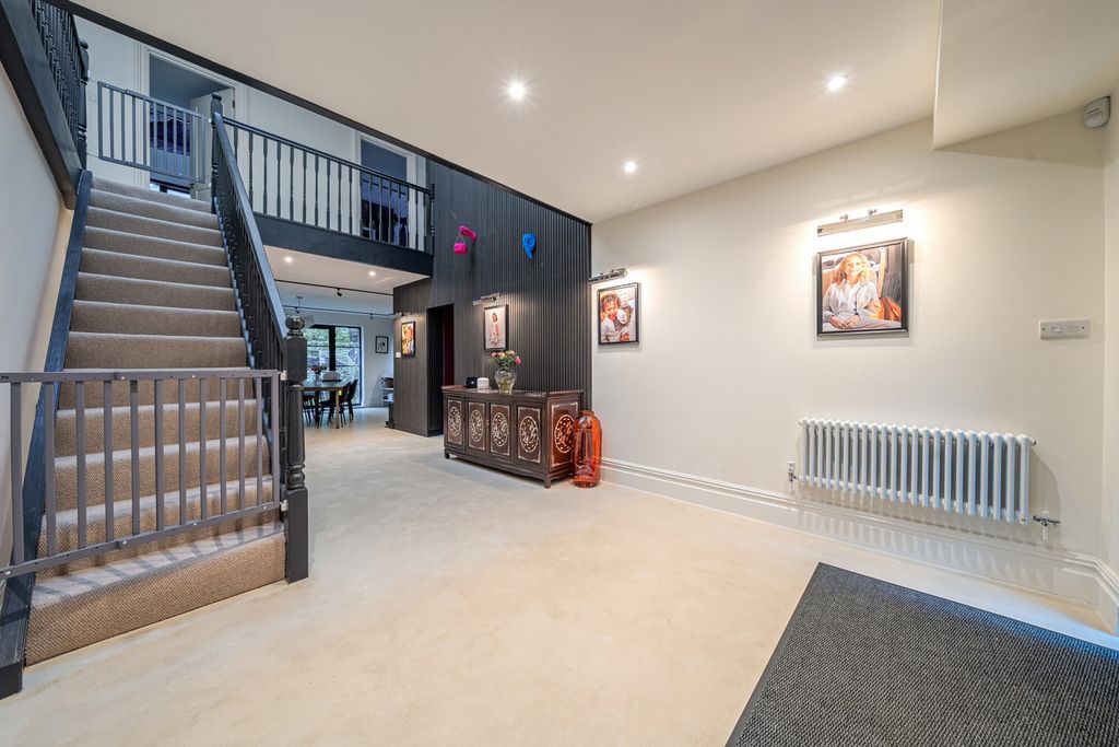 Additional image 2 of 5 bed detached house for saleSouth Hill, Chislehurst BR7