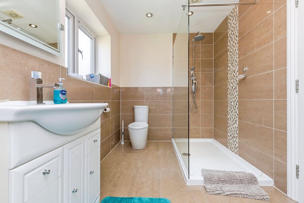 Additional image 9 of 6 bed detached house for saleBlind Lane, Chester Le Street DH3