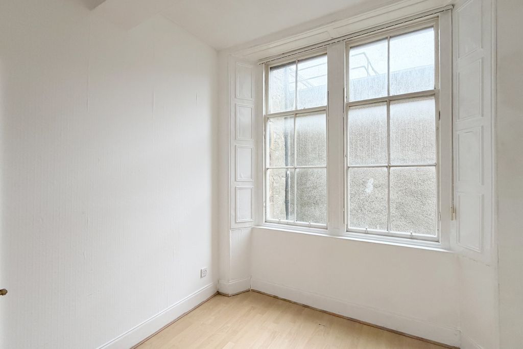 Additional image 14 of 2 bed flat for saleHigh Street, Kirkcaldy, Kirkcaldy KY1