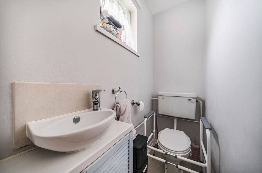 Additional image 14 of 3 bed terraced house for saleLon Glanyrafon, Vaynor, Newtown, Powys SY16