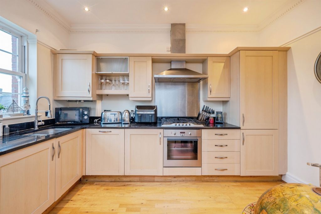 Additional image 6 of 2 bed flat for saleNightingale Walk, Burntwood WS7