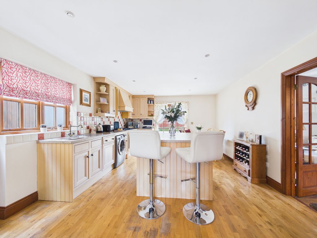 Additional image 5 of 4 bed detached house for saleThe Lane, Lower Icknield Way, Chinnor, Oxfordshire OX39