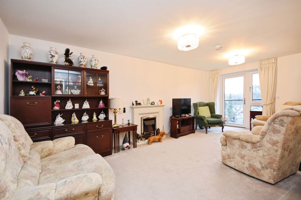 Additional image 2 of 2 bed flat for salePrinces Road, Chelmsford CM2