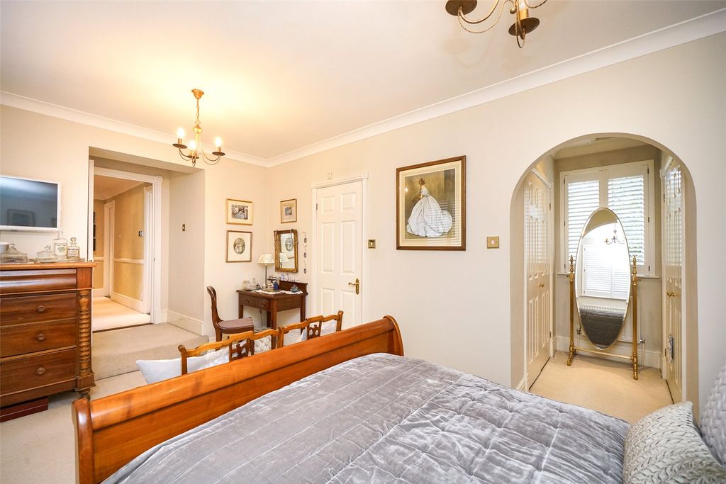 Additional image 22 of 5 bed detached house for saleChiltern Close, Bushey, Hertfordshire WD23