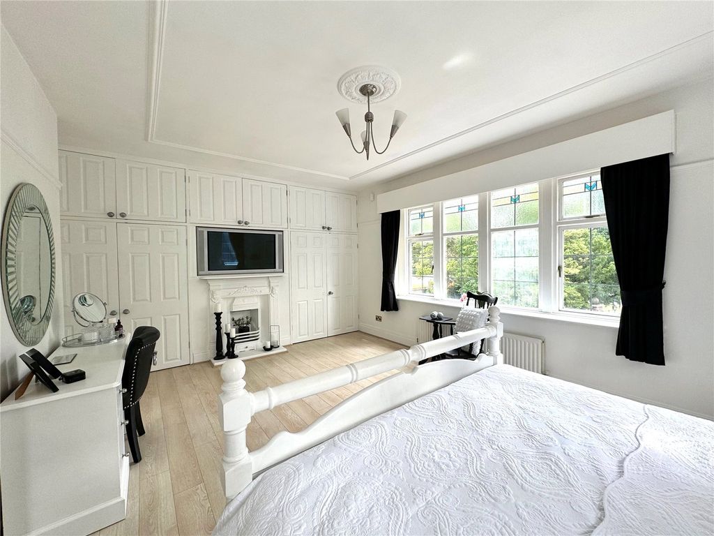 Additional image 24 of 6 bed detached house for saleGreenfield Crescent, Chester, Cheshire CH2