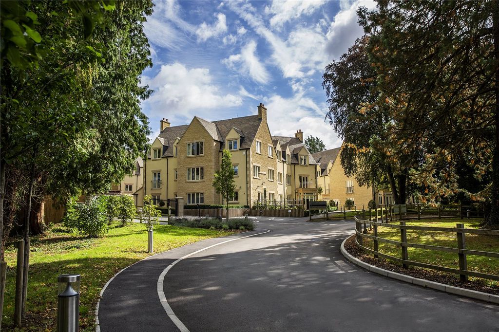 Additional image 16 of 1 bed flat for saleStratton Place, Stratton, Cirencester, Gloucestershire GL7
