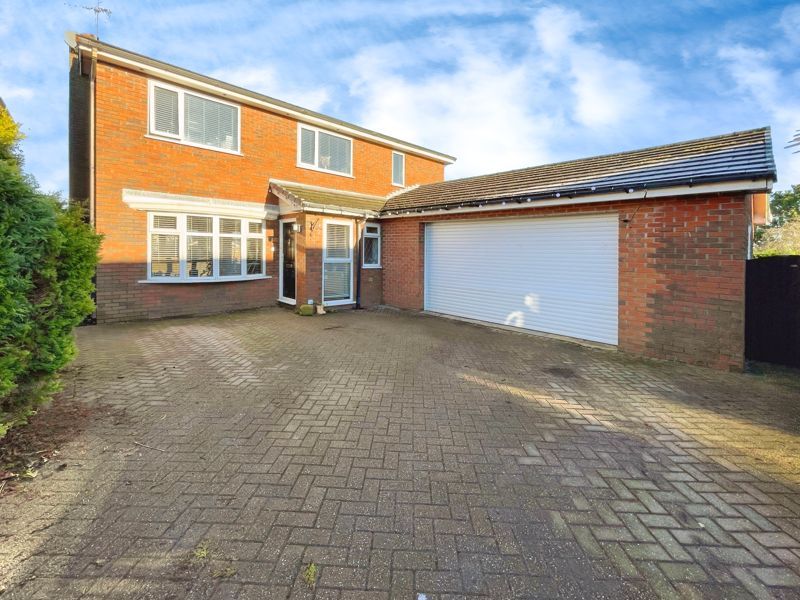 4 bed detached house for saleChatton Close, Bury BL8