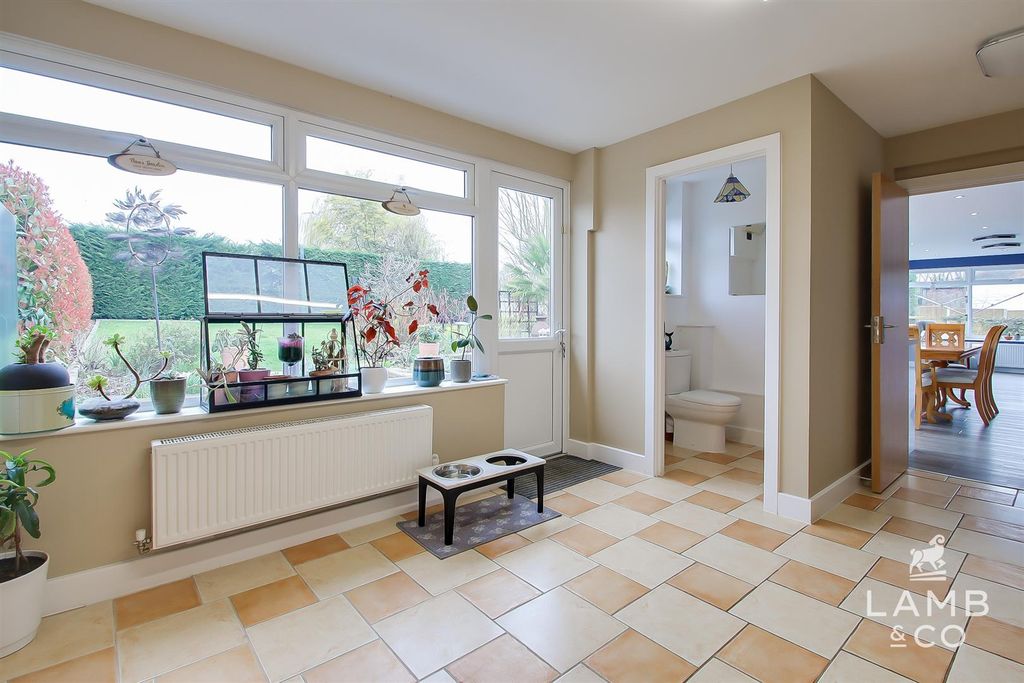 Additional image 25 of 5 bed detached house for saleLondon Road, Little Clacton CO16