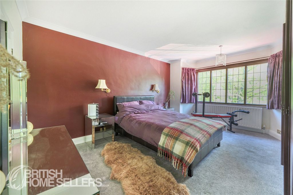 Additional image 13 of 6 bed detached house for saleWoodmansterne Road, Carshalton SM5