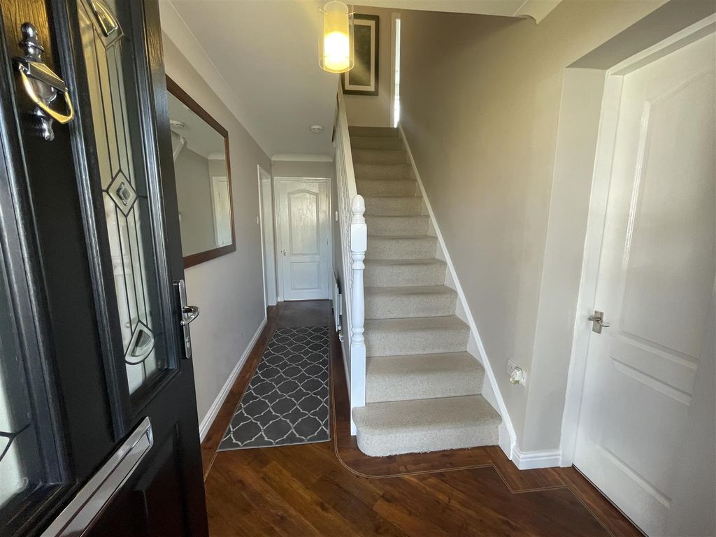 Additional image 7 of 6 bed detached house for saleLindisfarne Close, Chester Le Street DH2
