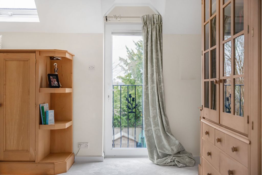 Additional image 18 of 5 bed detached house for saleBaunton Lane, Cirencester, Gloucestershire GL7