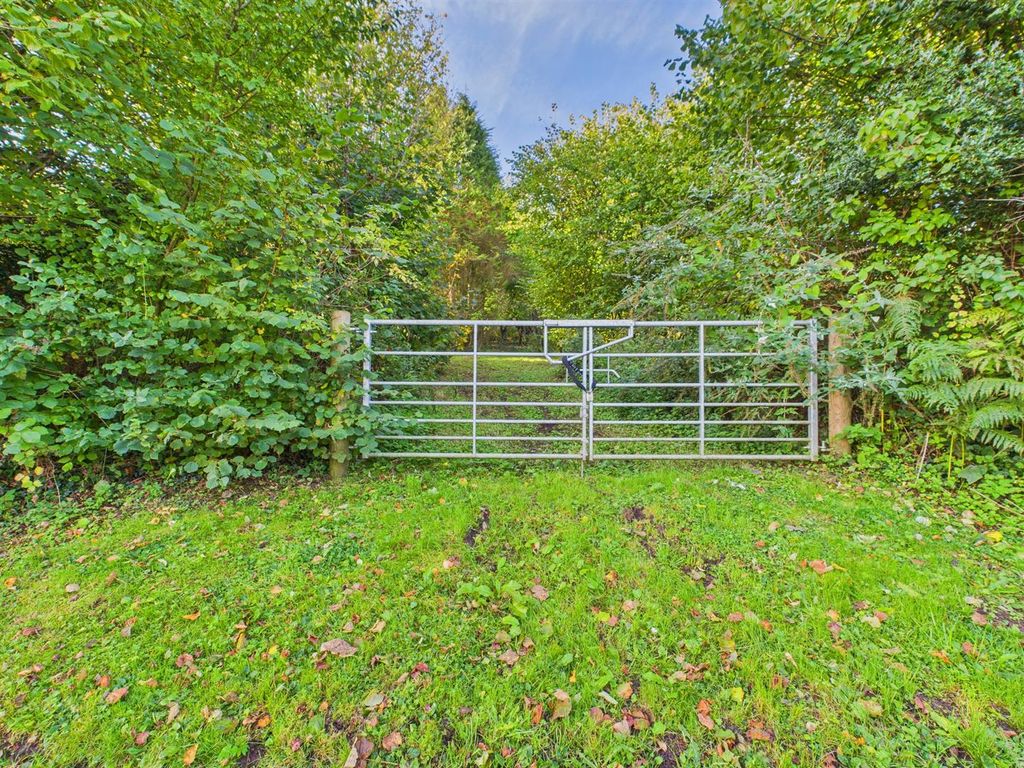 Additional image 45 of 4 bed property for saleLlanvaches, Caldicot NP26