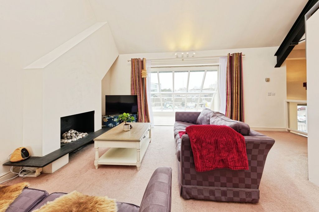 Additional image 9 of 3 bed flat for saleHolman Mews, Canterbury, Kent CT1