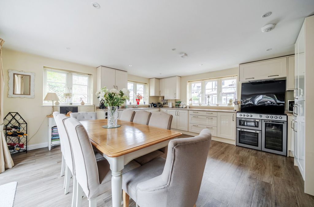 Additional image 6 of 5 bed detached house for saleYoulden Drive, Camberley, Surrey GU15