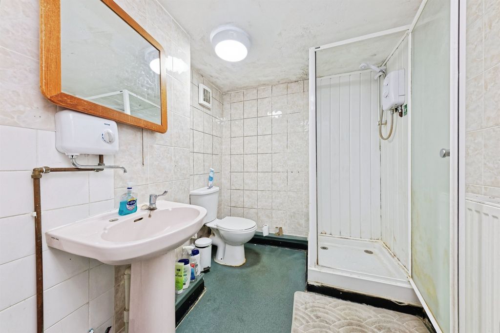 Additional image 6 of 17 bed detached house for saleWhitstable Road, Canterbury CT2