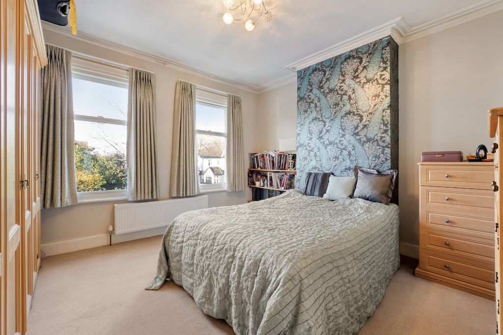 Additional image 8 of 4 bed semi-detached house for salePark Hill, Carshalton SM5