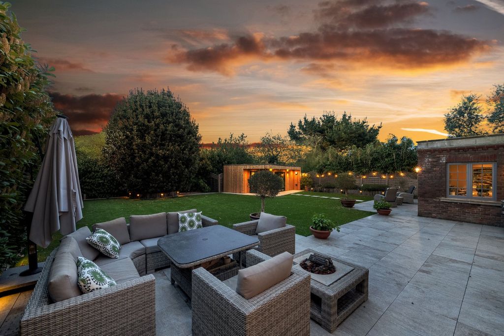 Additional image 13 of 6 bed detached house for saleThe Drive, Chislehurst, Kent BR7