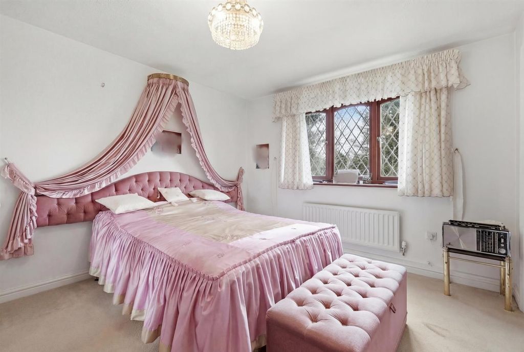 Additional image 29 of 6 bed detached house for saleBromley Lane, Chislehurst BR7