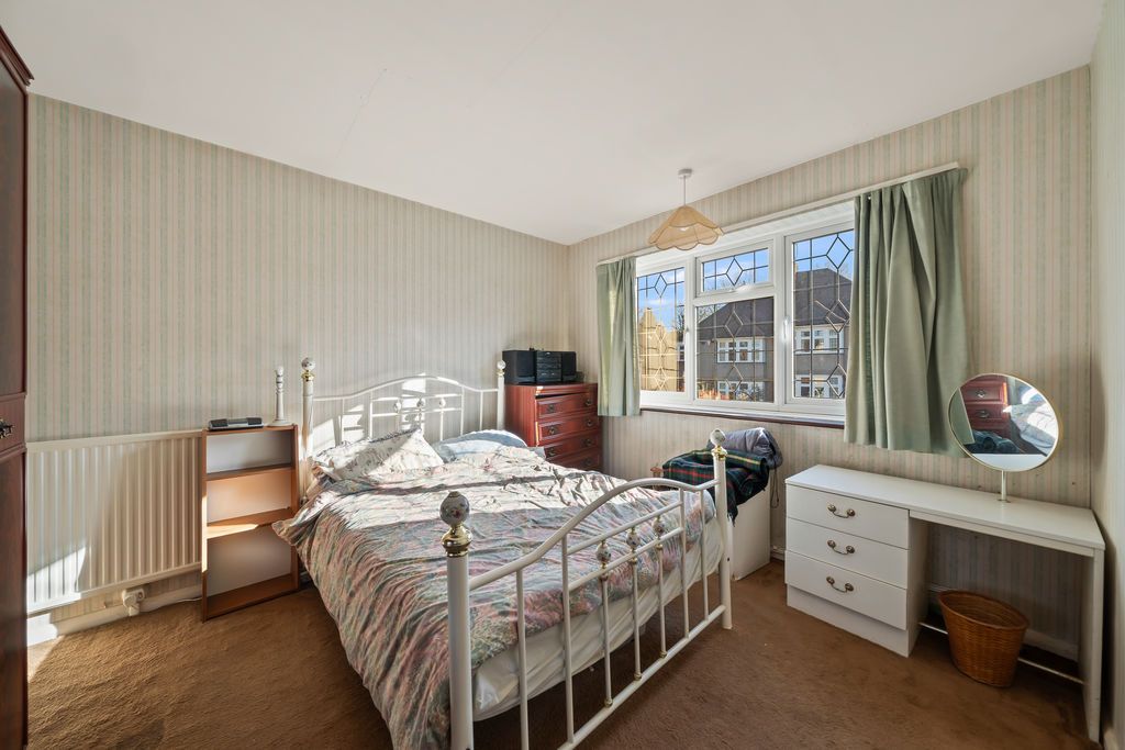 Additional image 9 of 3 bed detached house for saleFullerton Road, Carshalton Beeches SM5