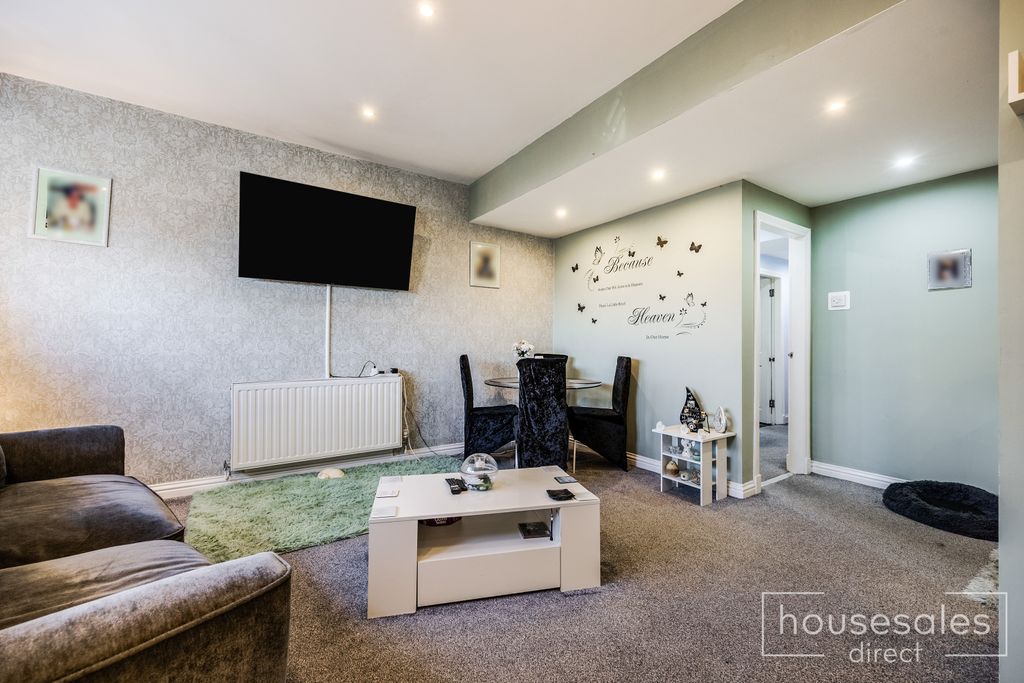 Additional image 3 of 2 bed flat for sale9B Marine Parade Kirn, Dunoon PA23