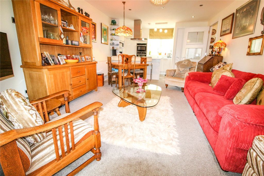 Additional image 3 of 1 bed flat for saleStratton Court, Stratton, Cirencester, Gloucestershire GL7