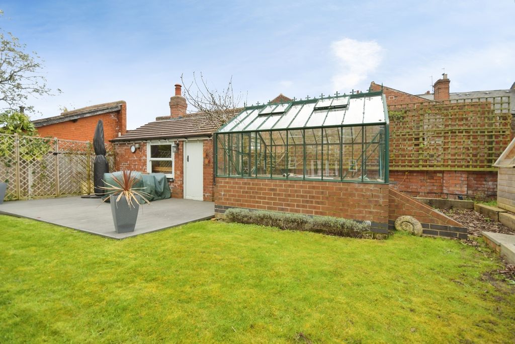 Additional image 15 of 5 bed detached house for saleCromwell Road, Chesterfield, Derbyshire S40