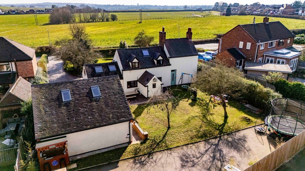 Additional image 3 of 3 bed detached house for saleFarmhouse Cottage, Norton Lane, Burntwood WS7