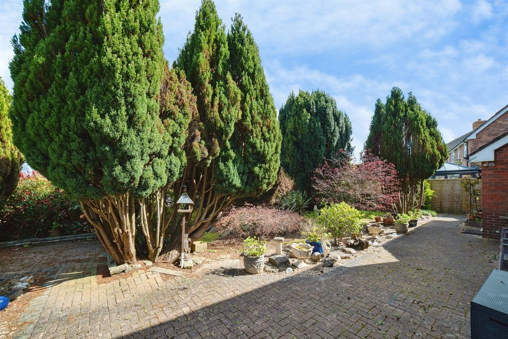 Additional image 17 of 4 bed detached house for salePlumpton Close, Chippenham SN14