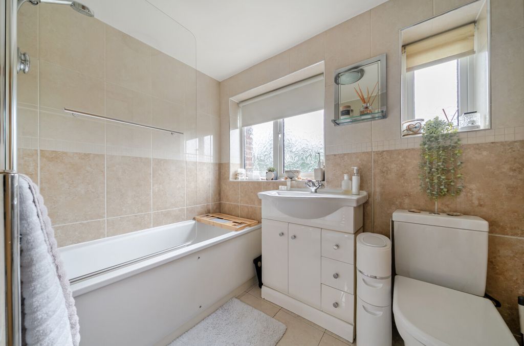 Additional image 13 of 4 bed semi-detached house for saleEdgebury, Chislehurst, Kent BR7