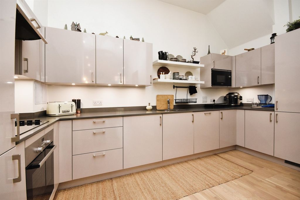 Additional image 4 of 2 bed maisonette for saleBurgess Springs, Chelmsford CM1