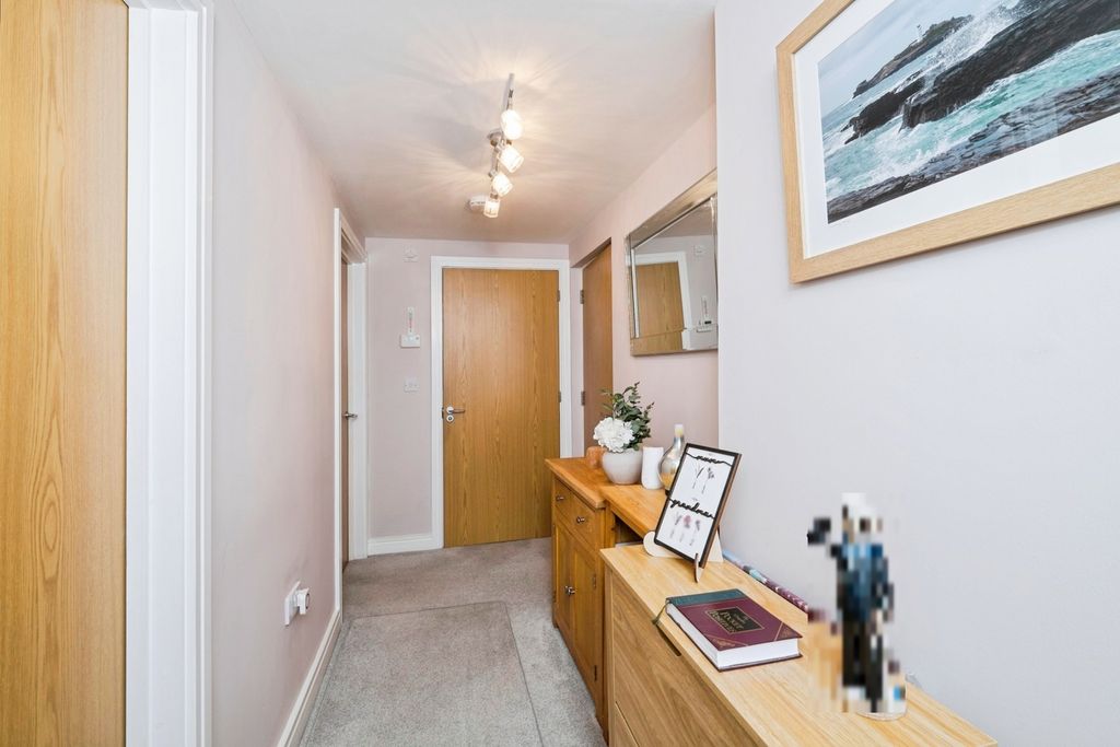 Additional image 5 of 1 bed flat for saleRotair Road, Camborne, Cornwall TR14