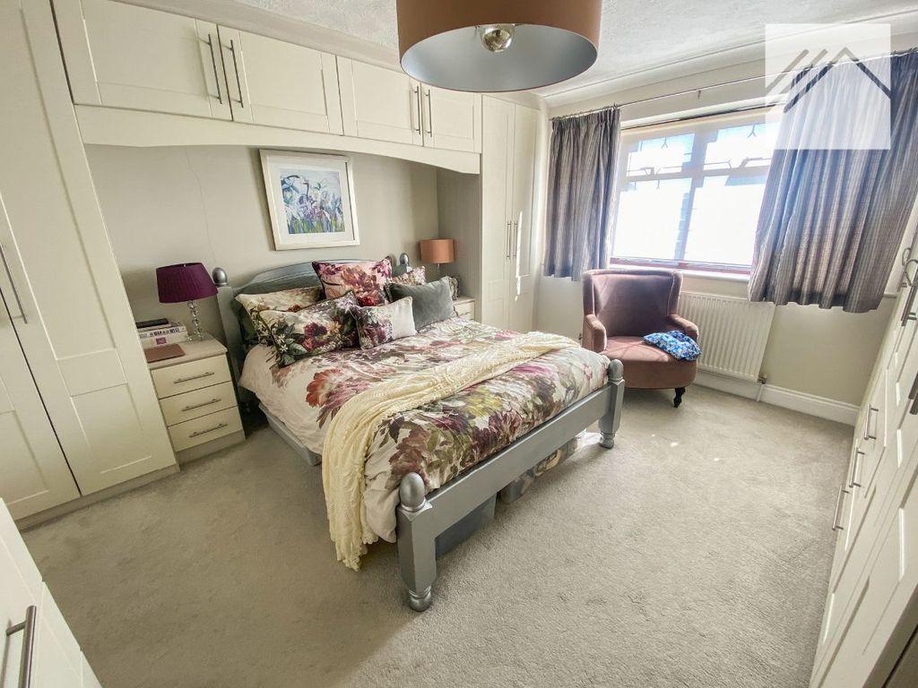 Additional image 6 of 4 bed detached house for saleThorpe Leas, Canvey Island SS8