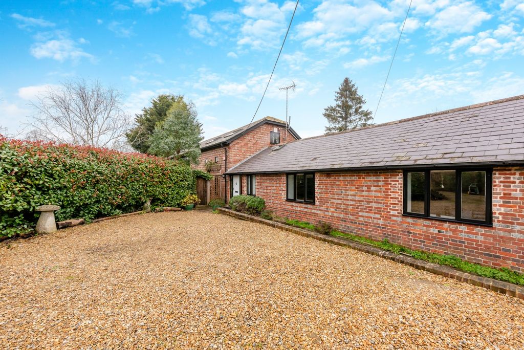 6 bed barn conversion for saleCoach Road, Shopwhyke, Chichester, West Sussex PO20 photo 3