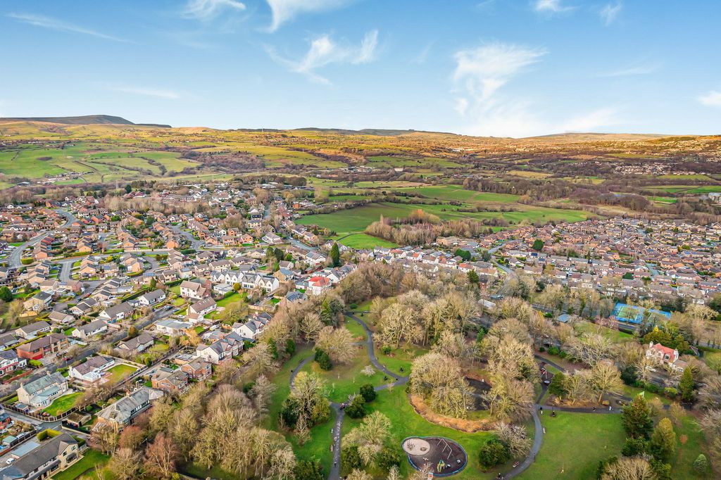 Additional image 34 of 4 bed detached house for salePadiham Road, Burnley BB12