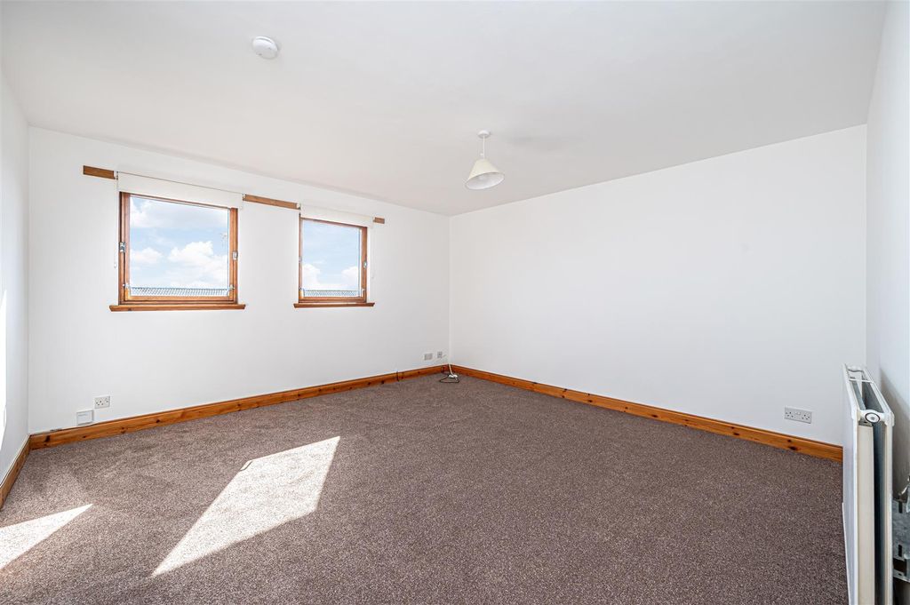 Additional image 6 of 2 bed flat for saleGladney Square, Kirkcaldy KY1
