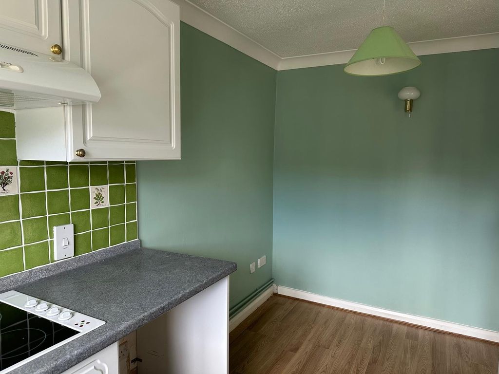 Additional image 8 of 2 bed flat for saleTrafalgar Road, Cirencester, Gloucestershire GL7