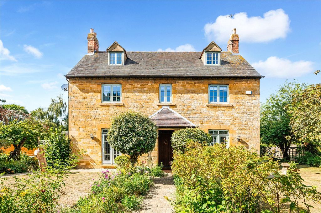 Additional image 2 of 5 bed detached house for saleDraycott, Moreton-In-Marsh, Gloucestershire GL56