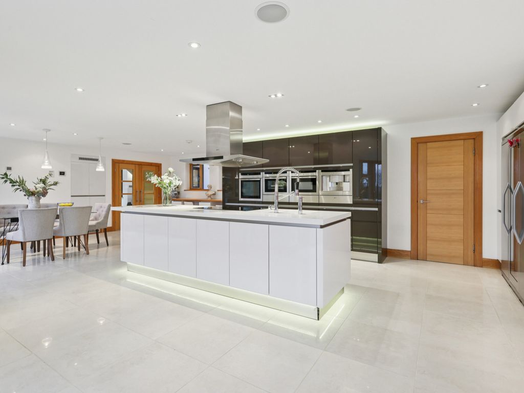 Additional image 4 of 6 bed detached house for saleSt. Anns Hill Road, Chertsey KT16
