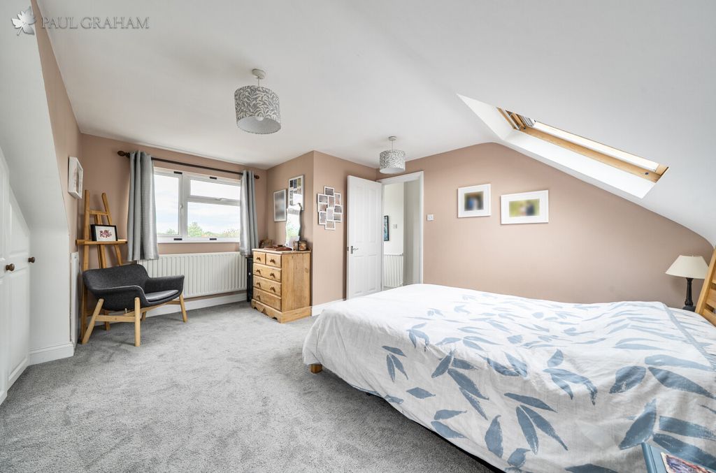 Additional image 10 of 3 bed flat for saleLavender Close, Carshalton SM5