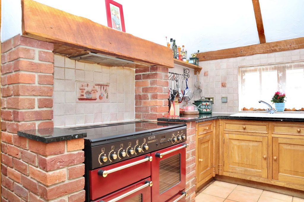 Additional image 9 of 4 bed detached house for saleRobin Hood Lane, Chatham ME5