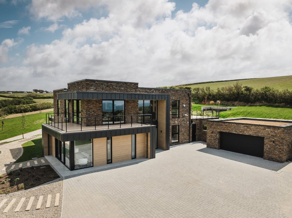 Additional image 2 of 5 bed detached house for salePoundstock, Bude, Cornwall EX23