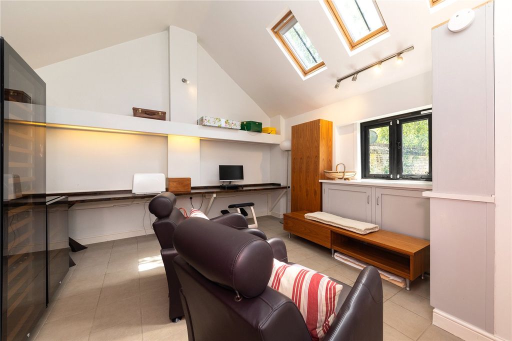 Additional image 15 of 4 bed detached house for saleGrantchester Road, Trumpington, Cambridge CB2