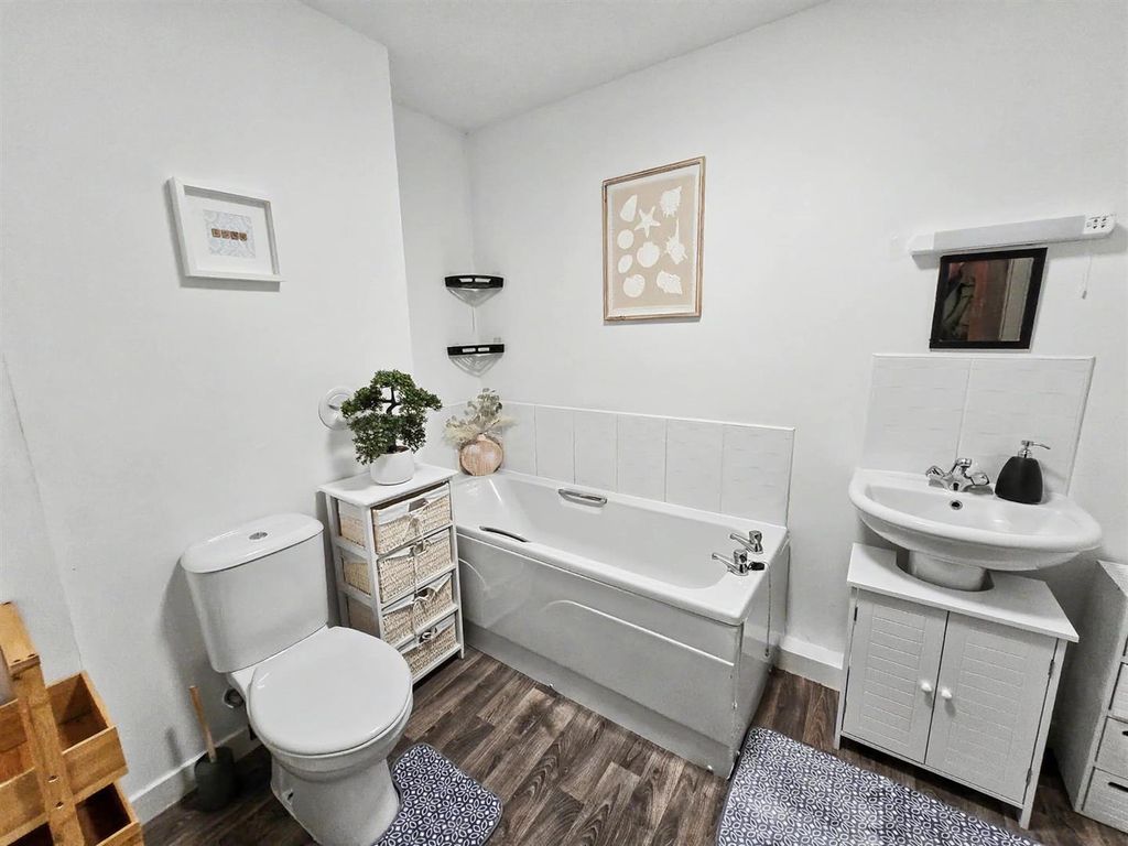 Additional image 13 of 2 bed flat for saleWellington Street, Wishaw ML2