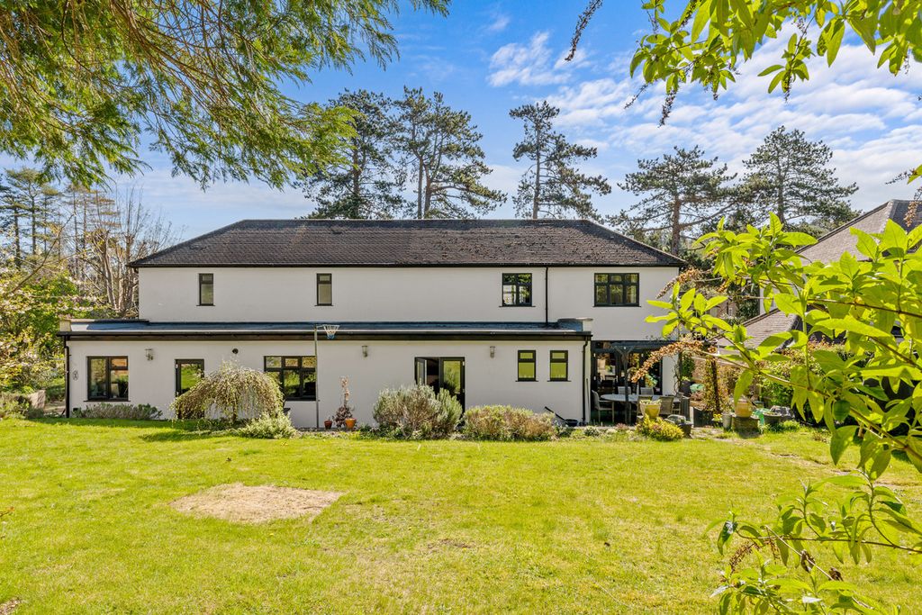Additional image 20 of 5 bed detached house for saleHarestone Valley Road, Caterham CR3