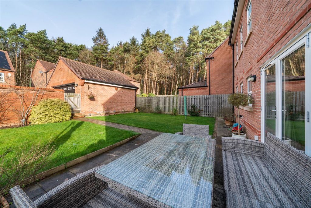 Additional image 35 of 5 bed detached house for saleTreeneuk Gardens, Ashgate, Chesterfield S40