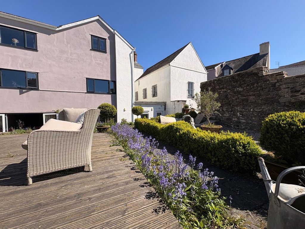 Additional image 51 of 9 bed town house for saleSt Marys Street, Carmarthen SA31